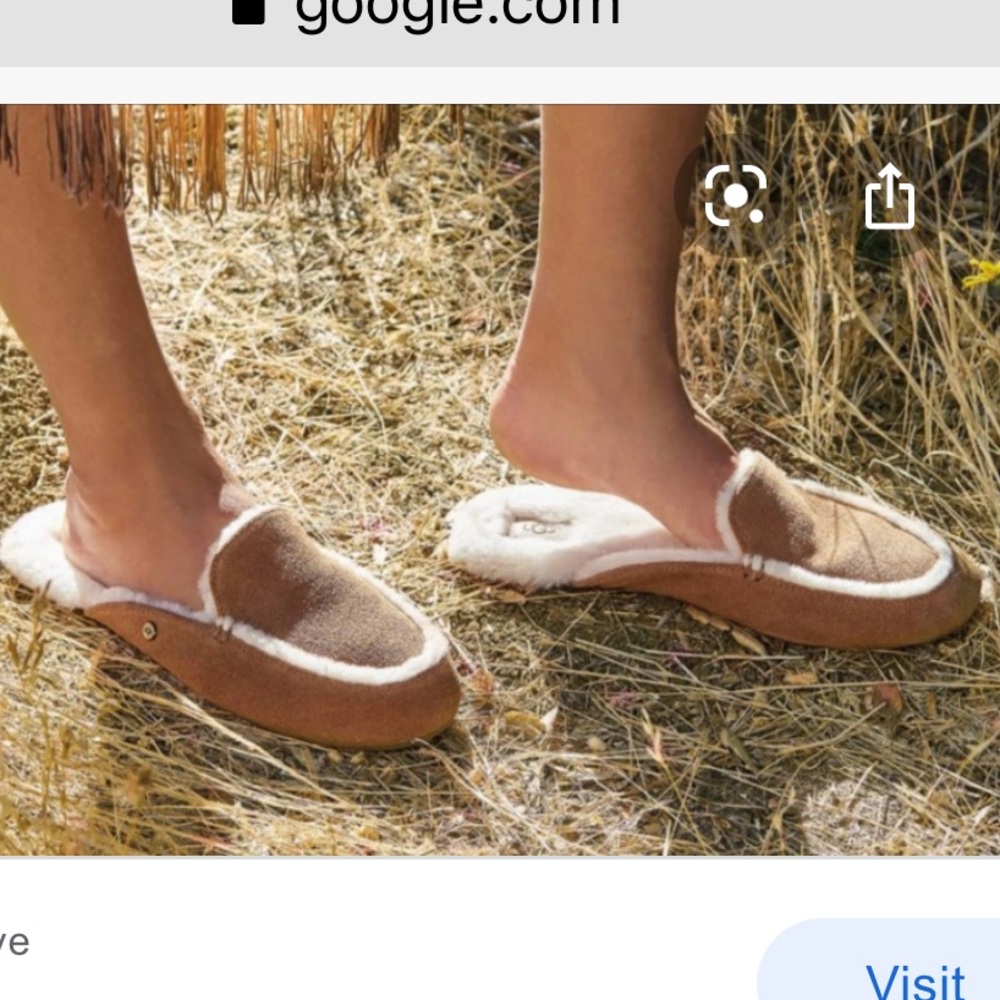 Ugg Lane Slip On Slipper in tan chestnut